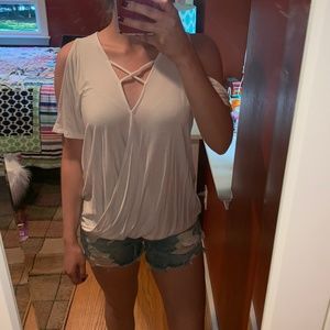 American Eagle White Shirt